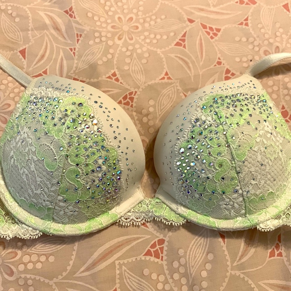 VS SEXY SPARKLE LACE BRA